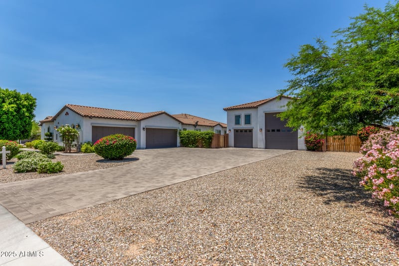 24372 96th Ln, Peoria, AZ 85383