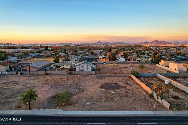2438 Broadway Rd #-, Phoenix, AZ 85040