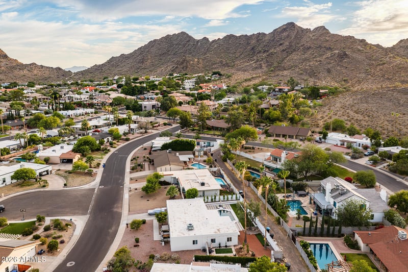 2438 E Cheryl Dr, Phoenix, AZ 85028