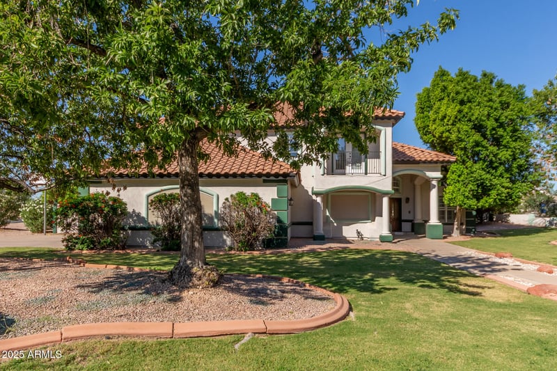 2438 Forest Cir, Mesa, AZ 85203