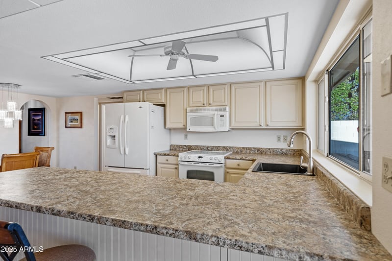 2439 Peralta Cir, Mesa, AZ 85202