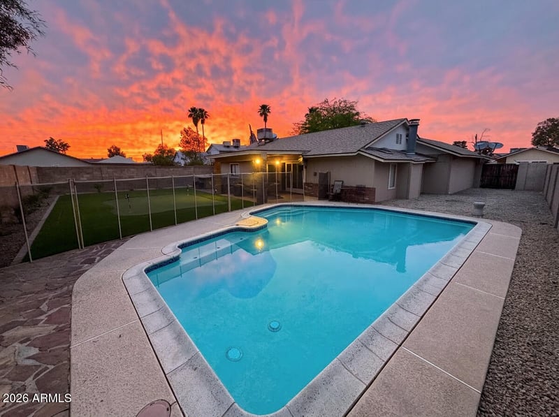 2439 W Kathleen Rd, Phoenix, AZ 85023