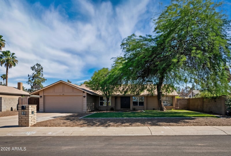 2439 W Kathleen Rd, Phoenix, AZ 85023