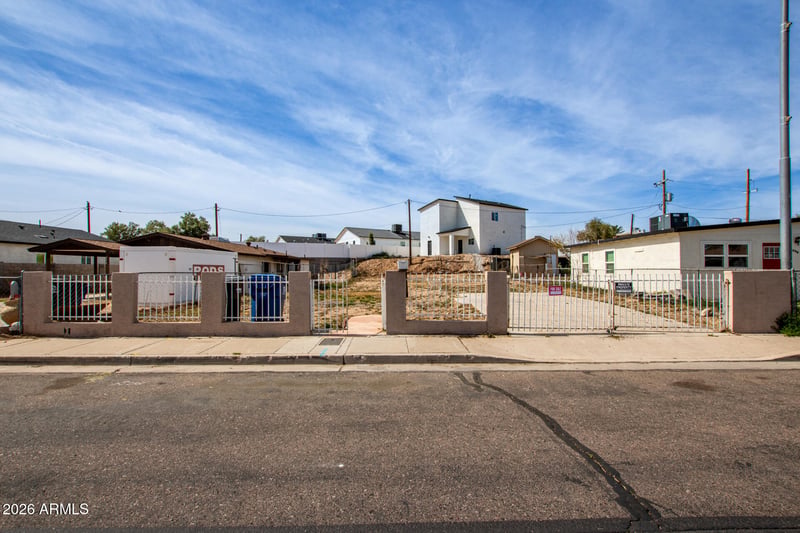 244 S 7th St #20, Avondale, AZ 85323