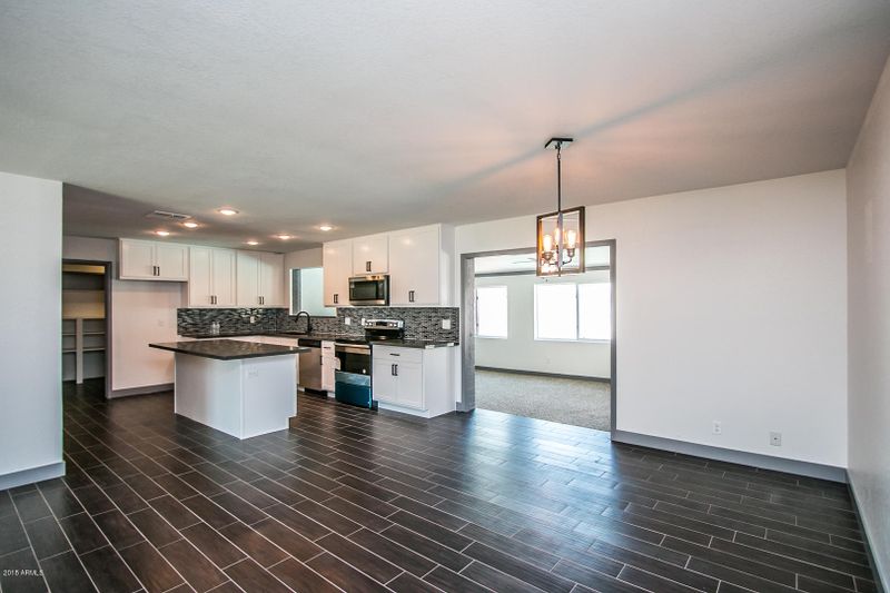 2440 E Fountain St, Mesa, AZ 85213