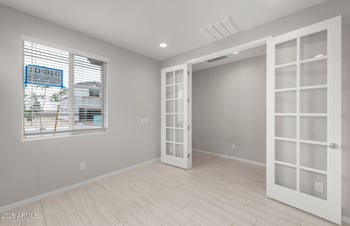 2440 W Silver Fox Way, Phoenix, AZ 85045