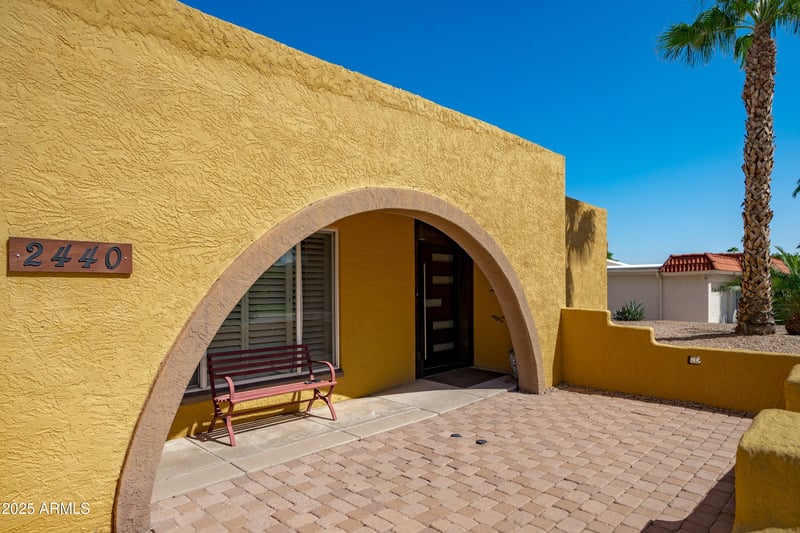 2440 Yucca St, Phoenix, AZ 85028