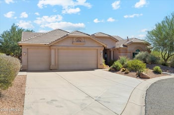 2441 Cabot Cir, Mesa, AZ 85207
