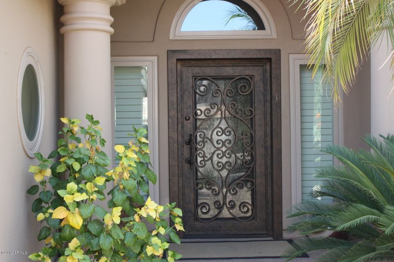 2441 E Desert Flower Ln, Phoenix, AZ 85048
