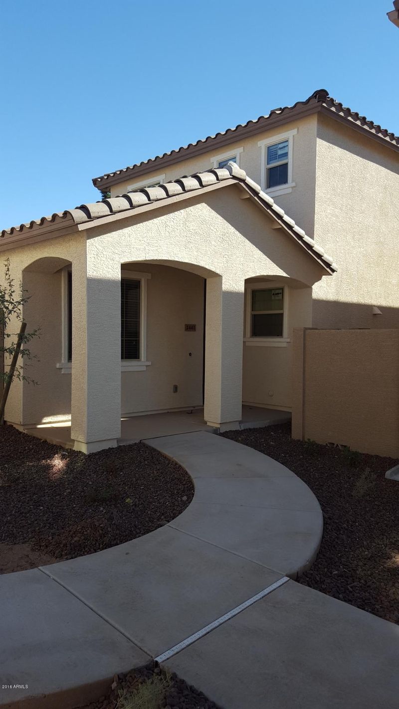 2441 N 73rd Dr, Phoenix, AZ 85035
