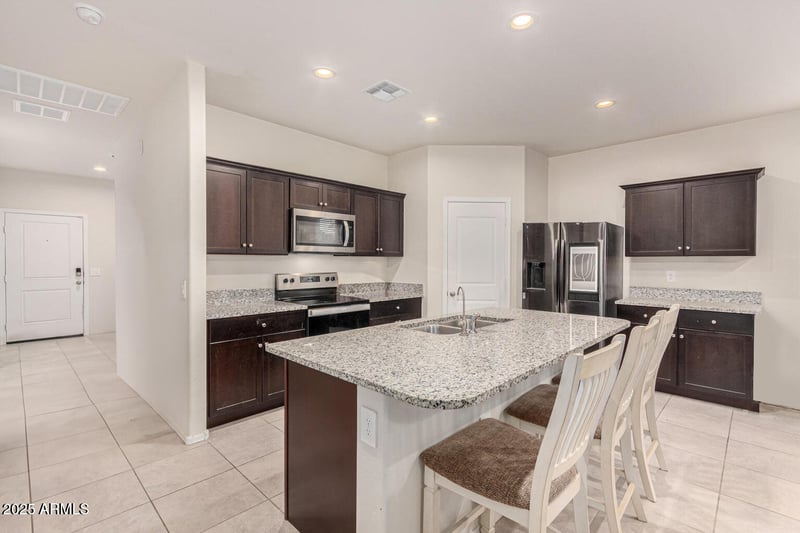 24413 Raymond St, Buckeye, AZ 85326