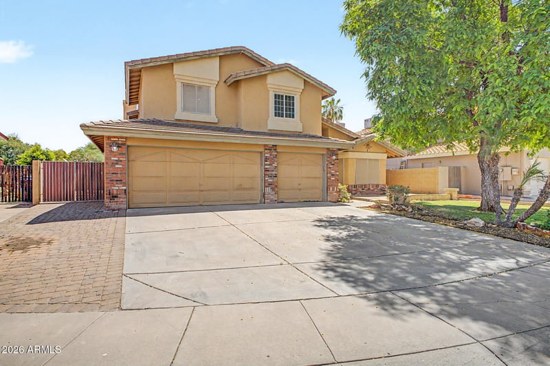 24419 39th Ln, Glendale, AZ 85310