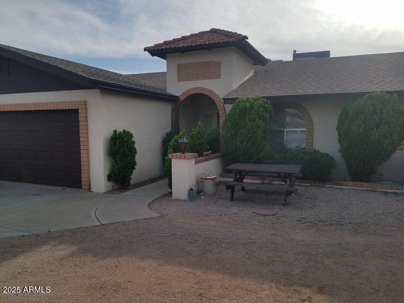 2442 76th St, Mesa, AZ 85207
