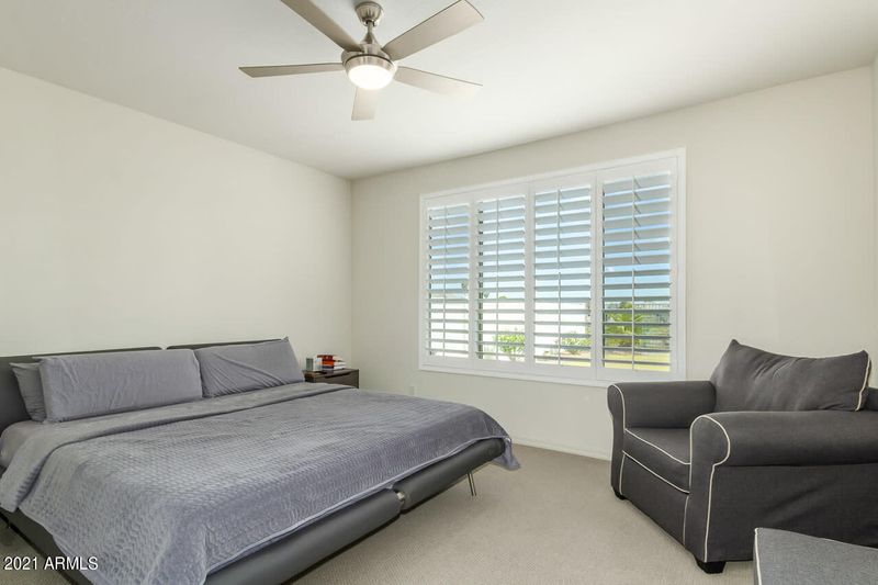 2442 E Alta Vista Rd, Phoenix, AZ 85042