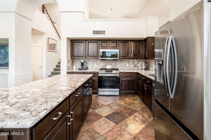 2442 E Glass Ln, Phoenix, AZ 85042