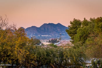 2442 Glass Ln, Phoenix, AZ 85042