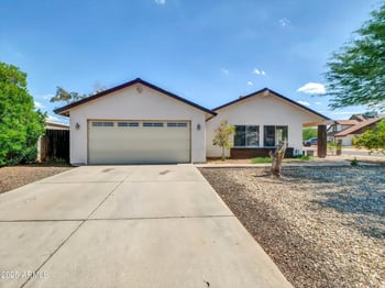 2442 Le Marche Ave, Phoenix, AZ 85023
