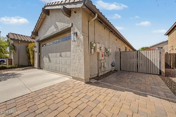 2442 Plum St, Gilbert, AZ 85298