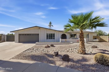 2442 Via Rialto Cir, Mesa, AZ 85202
