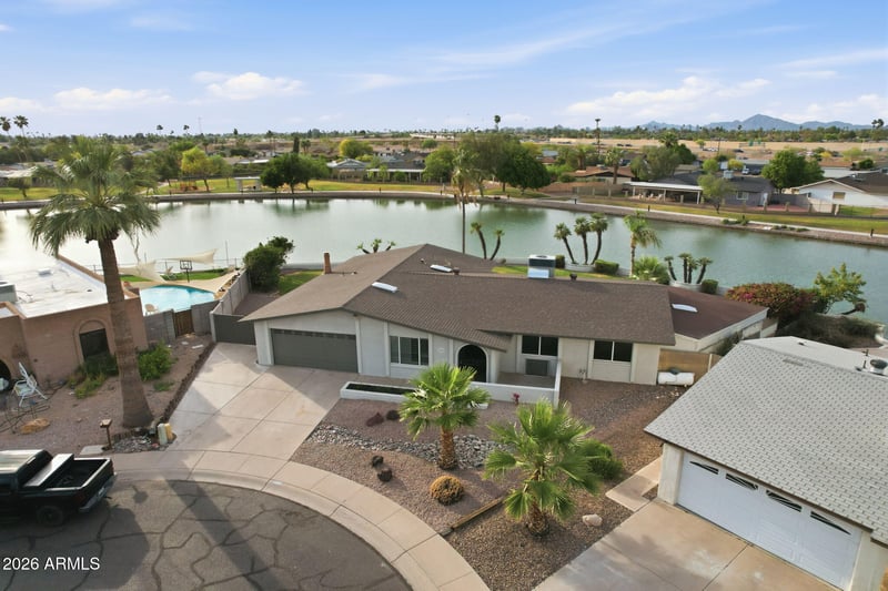 2442 W Via Rialto Cir, Mesa, AZ 85202