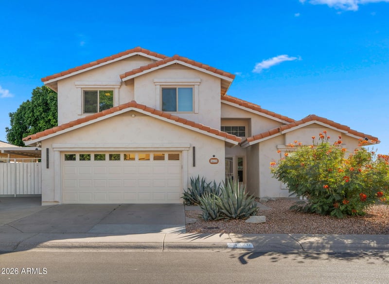 24420 39th Ln, Glendale, AZ 85310