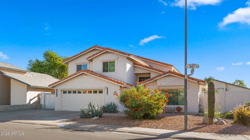 24420 39th Ln, Glendale, AZ 85310