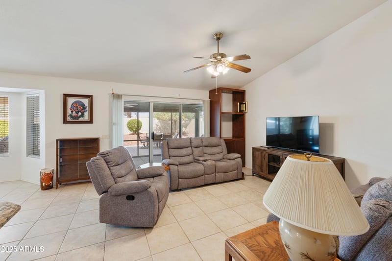 24420 Boxwood Dr, Sun Lakes, AZ 85248