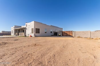 24421 Morning Vista Ln, Wittmann, AZ 85361