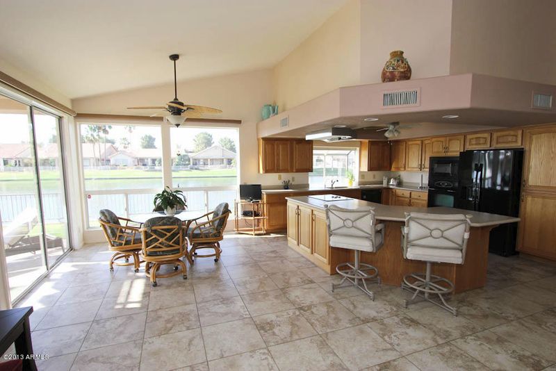 24424 S Foxglenn Dr, Sun Lakes, AZ 85248