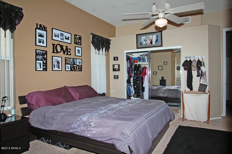 24428 N 38th Ter, Glendale, AZ 85310