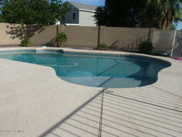 2443 E Del Rio Ct, Gilbert, AZ 85295
