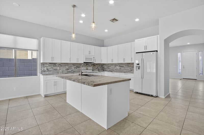 2443 Fremont Rd, Phoenix, AZ 85042