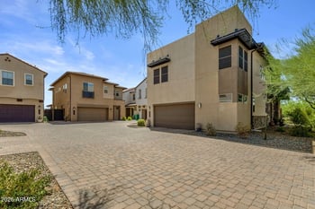 2443 W Gloria Ln, Phoenix, AZ 85085
