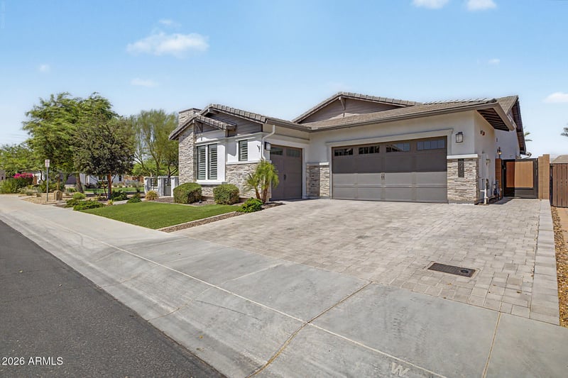 24437 N 94th Ave, Peoria, AZ 85383