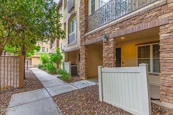 2444 Montecito Ave, Phoenix, AZ 85016