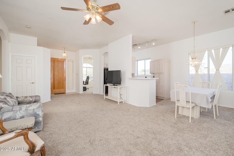 24445 38th Ter, Glendale, AZ 85310