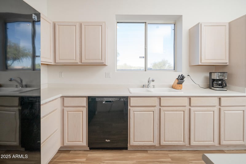 24445 38th Ter, Glendale, AZ 85310