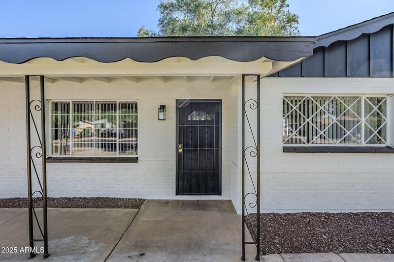 2445 Diana Ave, Phoenix, AZ 85021
