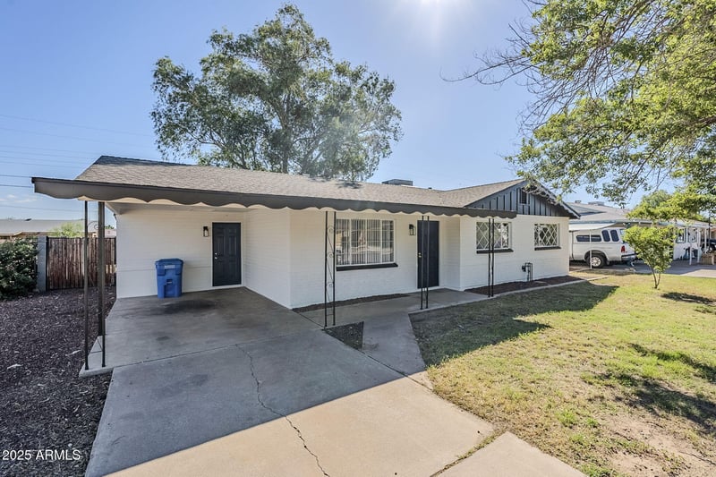 2445 Diana Ave, Phoenix, AZ 85021