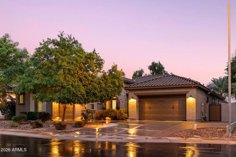 2445 W Wildhorse Dr, Chandler, AZ 85286