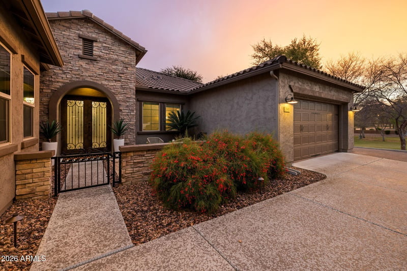 2445 W Wildhorse Dr, Chandler, AZ 85286
