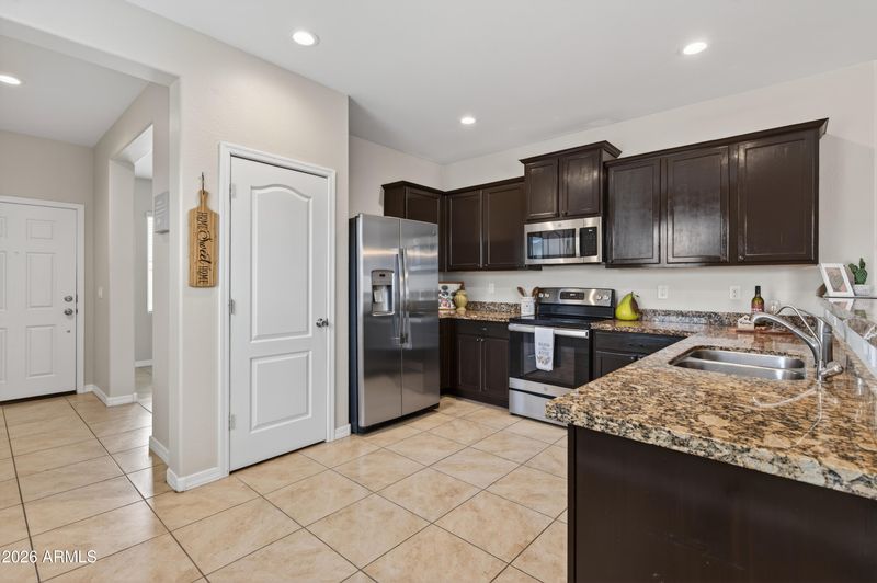 24454 W Mobile Ln, Buckeye, AZ 85326