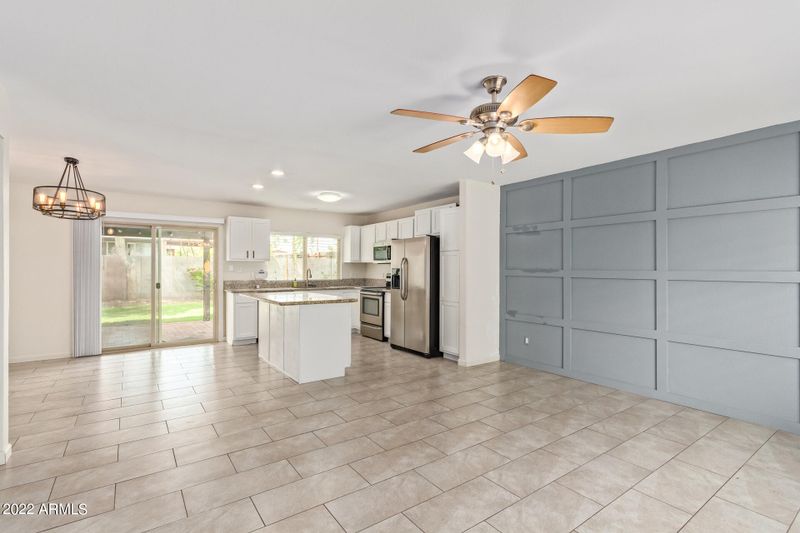 2446 E Aster Dr, Phoenix, AZ 85032