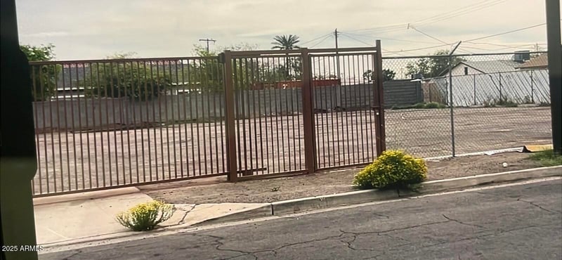 2447 Hadley St #23, Phoenix, AZ 85009