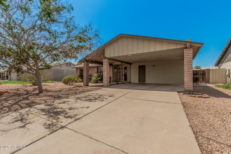 2447 Holmes Ave, Mesa, AZ 85204