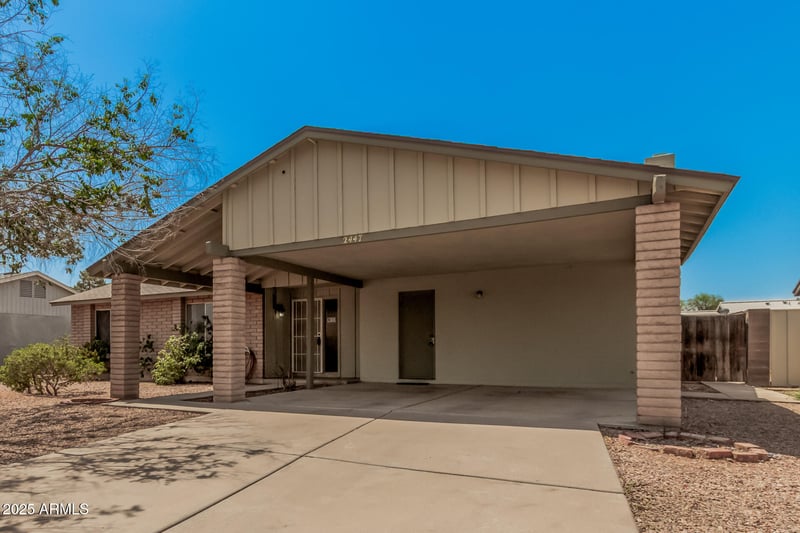 2447 Holmes Ave, Mesa, AZ 85204
