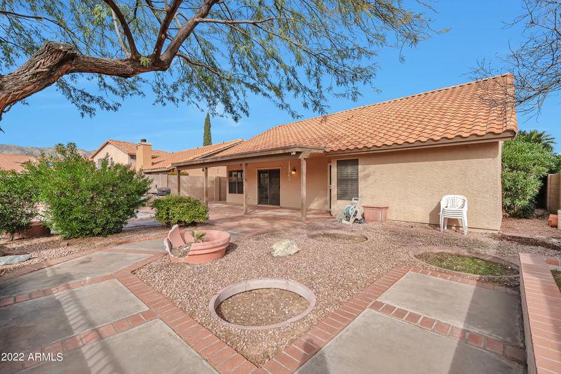 2449 E Taxidea Way, Phoenix, AZ 85048