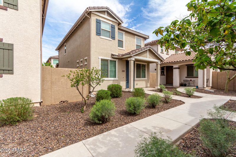 2449 N 73rd Dr, Phoenix, AZ 85035