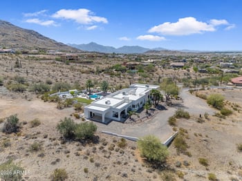 2449 Sunrise Dr, Phoenix, AZ 85041