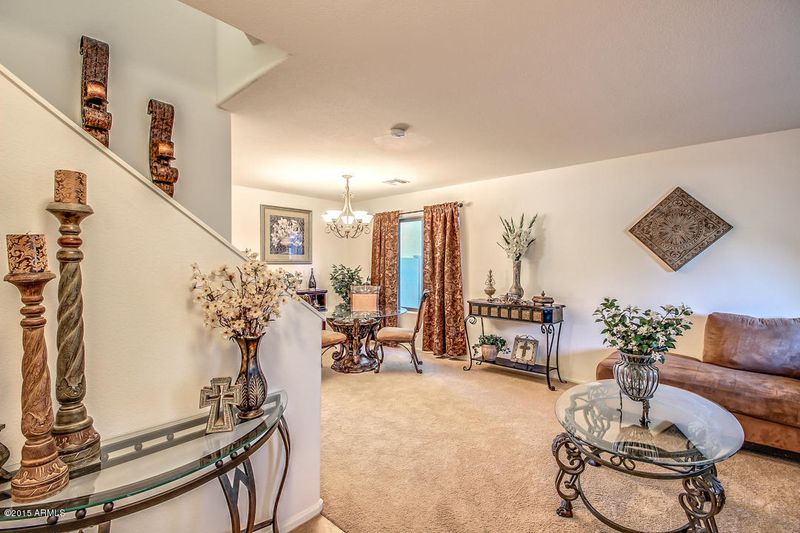 2449 W Silver Sage Ln, Phoenix, AZ 85085